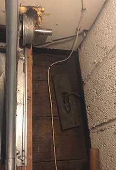 Cable Replacement For Garage Door In Booth